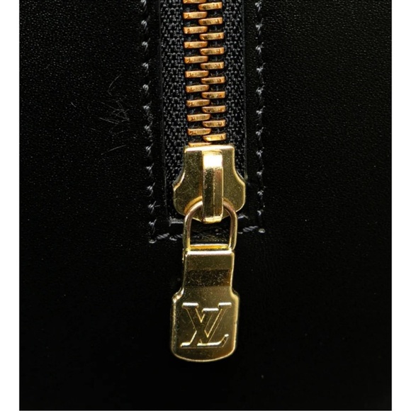 Louis Vuitton Duffle Bag - Picture 5 of 5